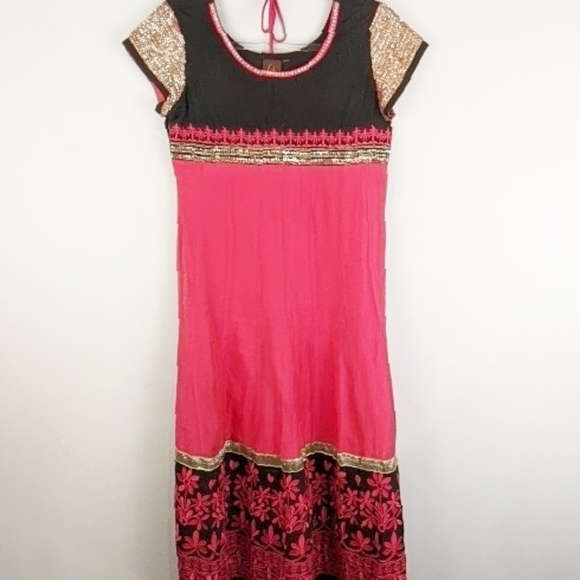 Gili Dresses & Skirts - Gili Women's Sequin Short Sleeve Dress Sz S